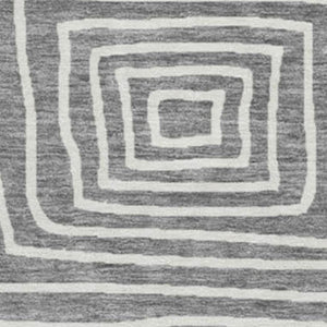 HomeRoots 8' Charcoal and Ivory Geometric Washable Round Rug – Durable, Stylish, and UV-Protected for Every Space! 681884