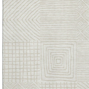 HomeRoots 5' X 8' Stylish Ivory Beige Geometric Area Rug - Washable, UV Protected, Pet & Kid Friendly Design! 681895