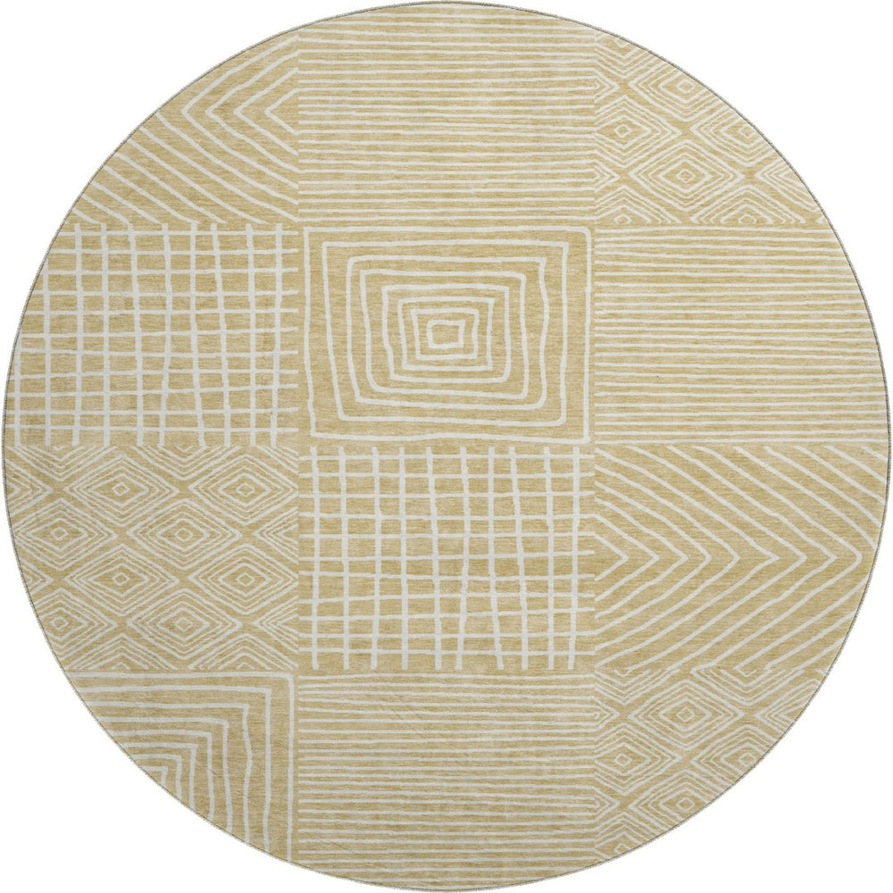 HomeRoots 8' Wheat and Ivory Geometric Round Rug – Washable, UV-Protected, Stylish & Durable for Any Space 681938
