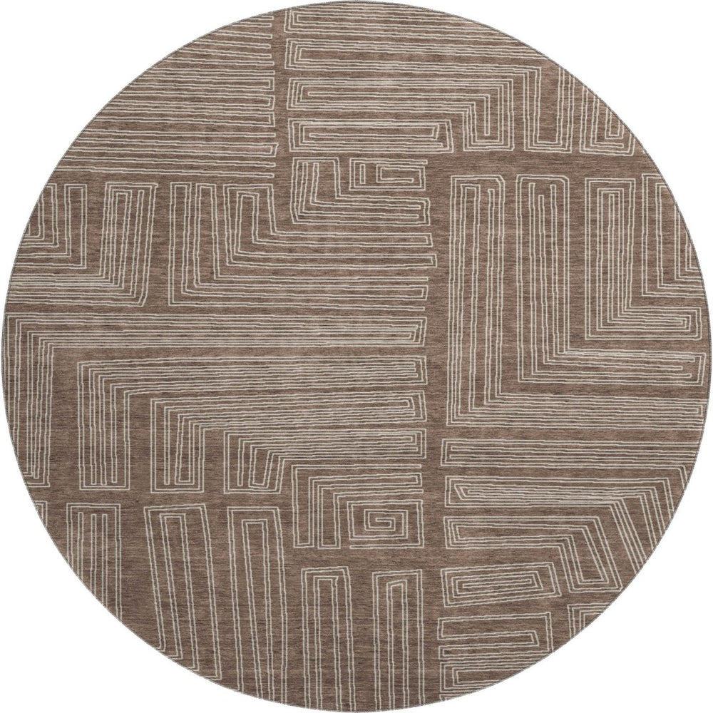 HomeRoots 8' Brown and Beige Geometric Round Rug - Washable, UV Protected, Perfect for Homes with Kids & Pets 681956