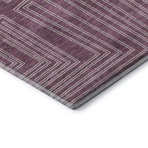 HomeRoots 8' Stunning Eggplant & Ivory Geometric Washable Round Rug - UV Protected, Durable, Low-Maintenance! 681962