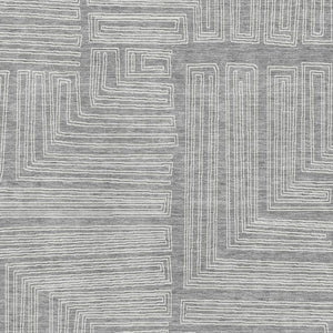 HomeRoots 5' X 8' Gray and Ivory Geometric Area Rug - Washable, UV-Protected, Stylish & Durable for Homes 681979