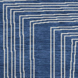 HomeRoots 8' Navy Blue Geometric Washable Round Rug with UV Protection, Perfect for High-Traffic Spaces! 681992