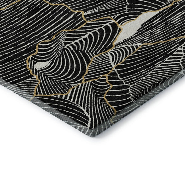 HomeRoots 8' Black Ivory and Gold Abstract Round Rug - Washable, UV Protected, Durable Design for High Traffic Areas 682184
