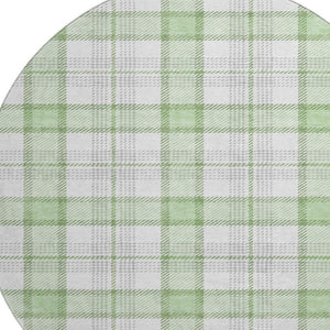 HomeRoots 8' Mint Green, Ivory & Gray Plaid Washable Round Rug - Durable, UV-Protected, Easy Care for Any Space 682490