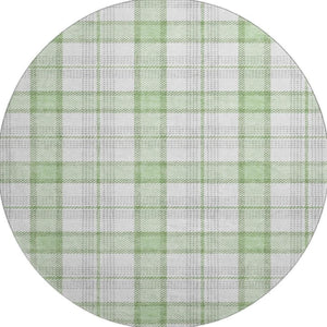 HomeRoots 8' Mint Green, Ivory & Gray Plaid Washable Round Rug - Durable, UV-Protected, Easy Care for Any Space 682490