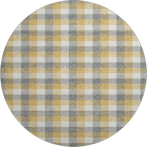 HomeRoots 8' Gray Ivory and Gold Plaid Washable Round Rug - Durable, UV-Protected, Ideal for High-Traffic Areas 682550