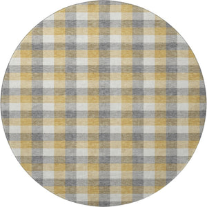 HomeRoots 8' Gray Ivory and Gold Plaid Washable Round Rug - Durable, UV-Protected, Ideal for High-Traffic Areas 682550