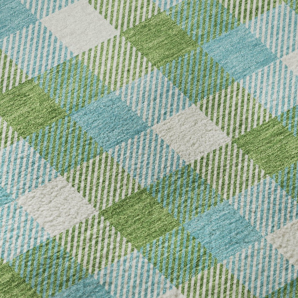 HomeRoots 8' Vibrant Lime Green, Teal & Ivory Plaid Washable Round Rug - UV Protected, Stain Resistant Design! 682556