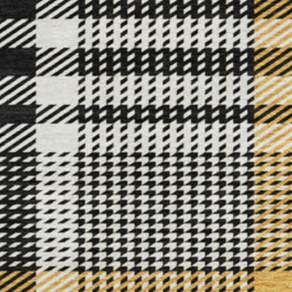 HomeRoots 8' Black Ivory and Gold Plaid Round Rug - Washable, UV Protected, Durable for High-Traffic Areas 682604