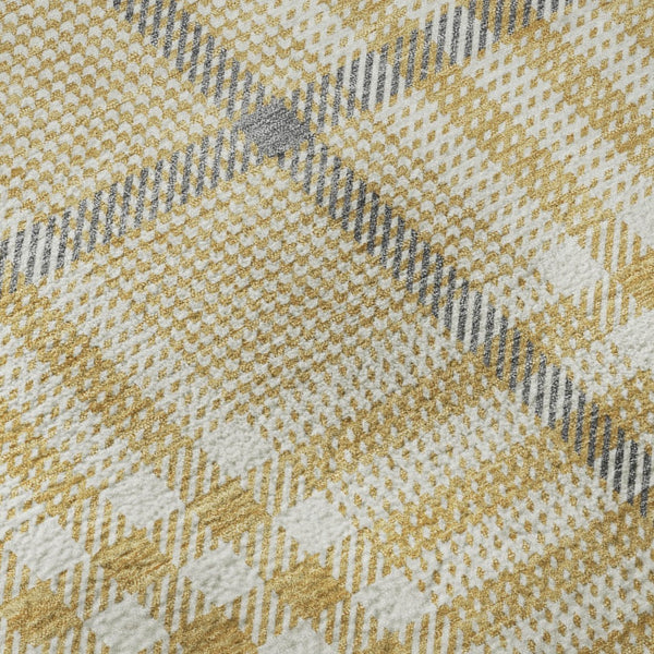 HomeRoots 8' Gold Ivory and Gray Plaid Washable Round Rug - Durable, UV-Protected, Stylish for Any Space 682628
