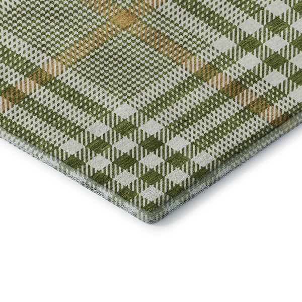 HomeRoots 8' Olive Green Ivory Gold Plaid Washable Round Rug - Durable, UV Protected, Easy Care for Homes 682646