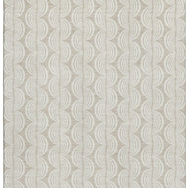 HomeRoots 5' X 8' Beige and Ivory Ogee Area Rug - Durable, Stain-Resistant, UV Protected for Modern Homes 682675