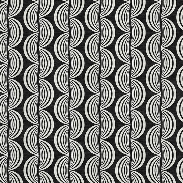 HomeRoots 5' X 8' Black And Ivory Ogee Area Rug - Stylish, Washable, UV-Protected for High Traffic Homes 682681