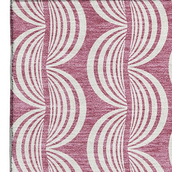 HomeRoots 5' X 8' Stylish Blush & Ivory Ogee Washable Area Rug - Stain Resistant, UV Protected & Durable! 682687