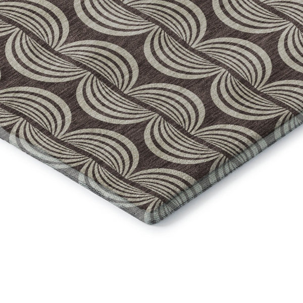 HomeRoots 5' X 8' Chocolate and Ivory Ogee Area Rug - Durable, Washable, UV-Protected for Stylish Homes 682705