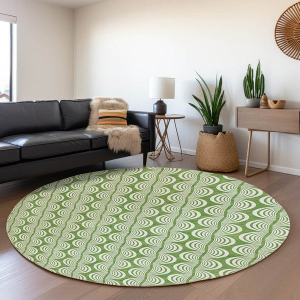 HomeRoots 8' Green and Ivory Ogee Round Area Rug - Washable, UV-Protected, Stain-Resistant, Durable Design 682712