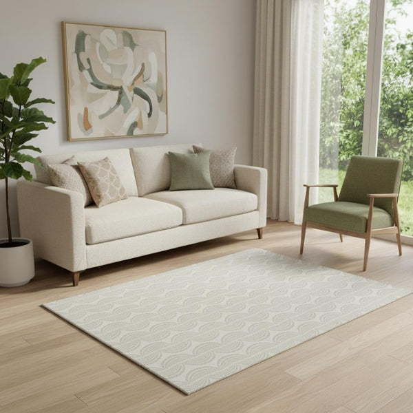 HomeRoots 5' X 8' Ivory and Beige Ogee Area Rug – Washable, UV Protected, and Perfect for Busy Homes! 682729