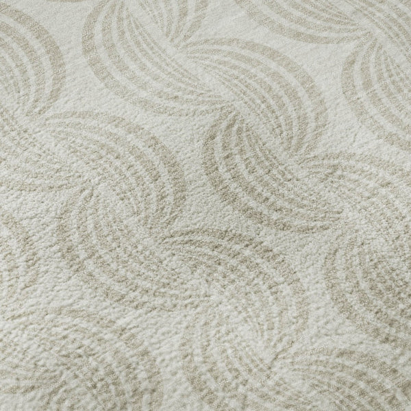 HomeRoots 8' Ivory and Beige Ogee Washable Round Rug – Durable, UV-Protected, Stylish Design for Every Home 682730