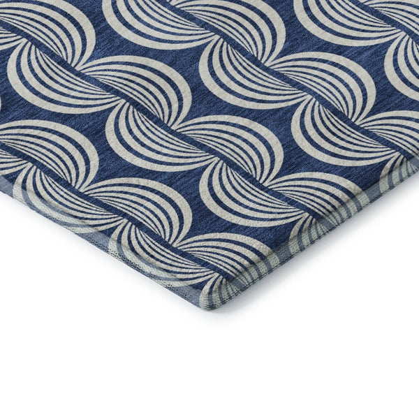 HomeRoots 8' Navy Blue and Ivory Ogee Washable Round Rug - Durable, Stylish Design with UV Protection & Easy Care 682736
