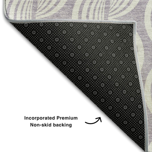 HomeRoots 5' X 8' Stylish Lavender & Ivory Ogee Area Rug - Durable, Stain-Resistant, UV Protected Design! 682771