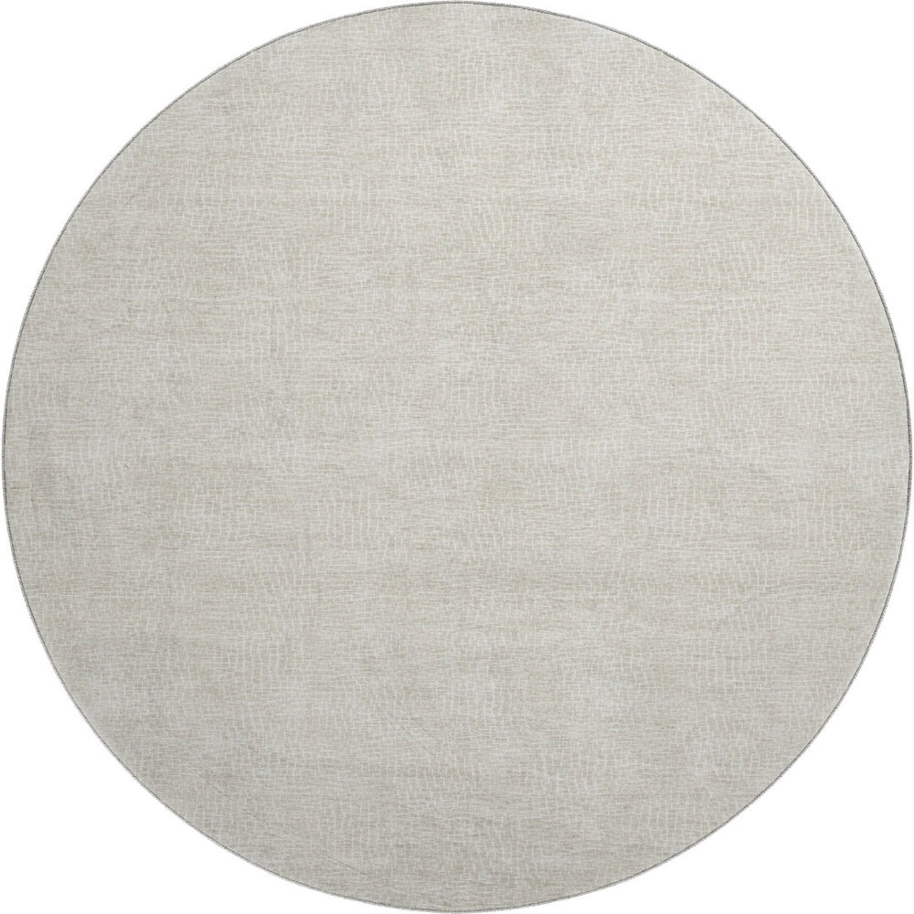 HomeRoots 8' Beige and Ivory Round Geometric Rug - Washable, Durable, UV Protected, Ideal for Modern Spaces! 682820