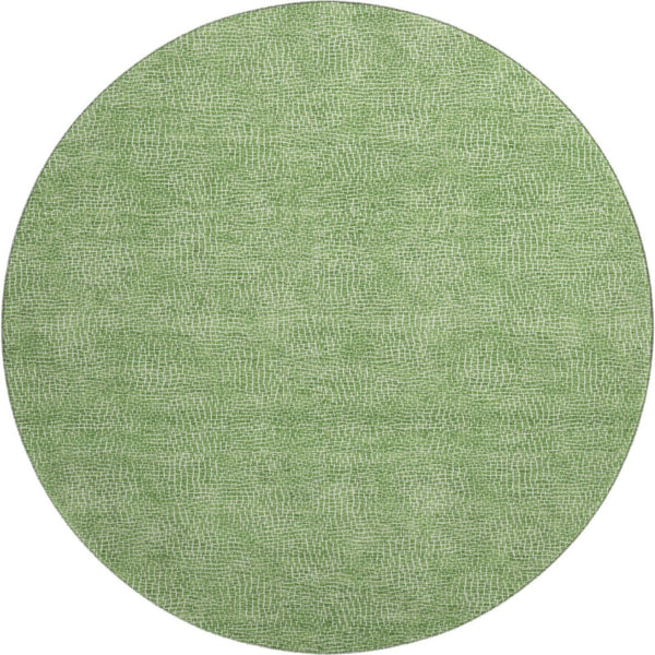 HomeRoots 8' Green and Ivory Geometric Washable Round Rug - Durable, UV-Protected, Family-Friendly Design! 682850