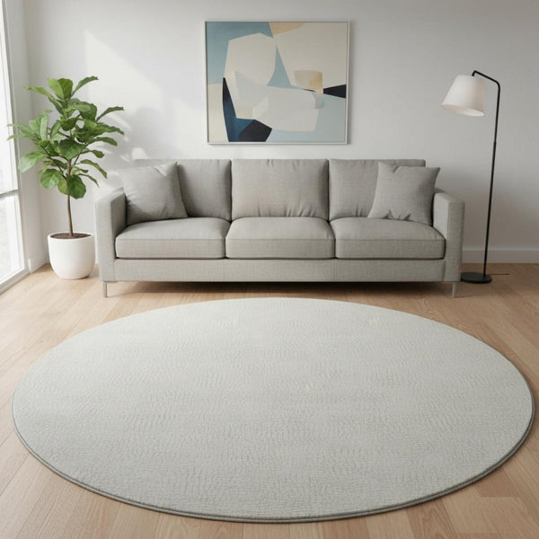 HomeRoots 8' Beige and Ivory Geometric Round Rug – Washable, UV Protected, Stain-Resistant, Modern Design! 682898