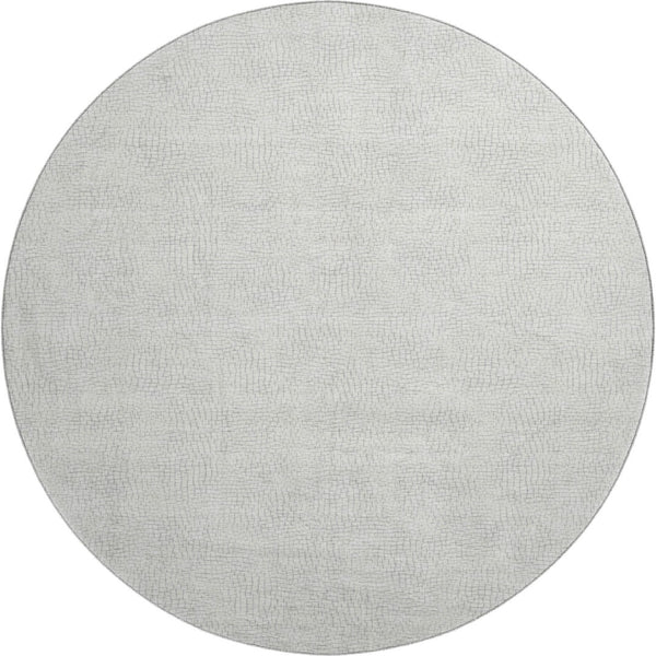 HomeRoots 8' Silver and Ivory Geometric Round Rug – Washable, UV Resistant, Perfect for High-Traffic Areas! 682934