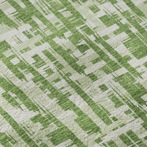 HomeRoots 8' Artichoke Green and Ivory Abstract Geometric Round Rug - Washable, UV Protected, Stain-Resistant! 682976