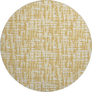 HomeRoots 8' Gold Ivory and Wheat Abstract Round Rug - Washable, UV-Protected, Stain-Resistant & Durable Design 682982