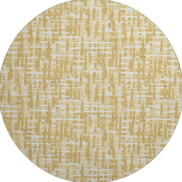 HomeRoots 8' Gold Ivory and Wheat Abstract Round Rug - Washable, UV-Protected, Stain-Resistant & Durable Design 682982