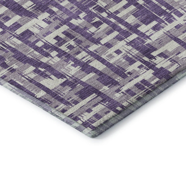HomeRoots 8' Stylish Purple Ivory Lavender Washable Round Rug - UV Protected, Stain Resistant, Easy Care! 682994