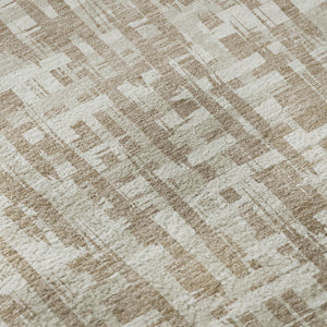 HomeRoots 8' Tan Beige & Ivory Abstract Geometric Round Rug - Washable, UV Protected, Pet-Friendly Decor 683006