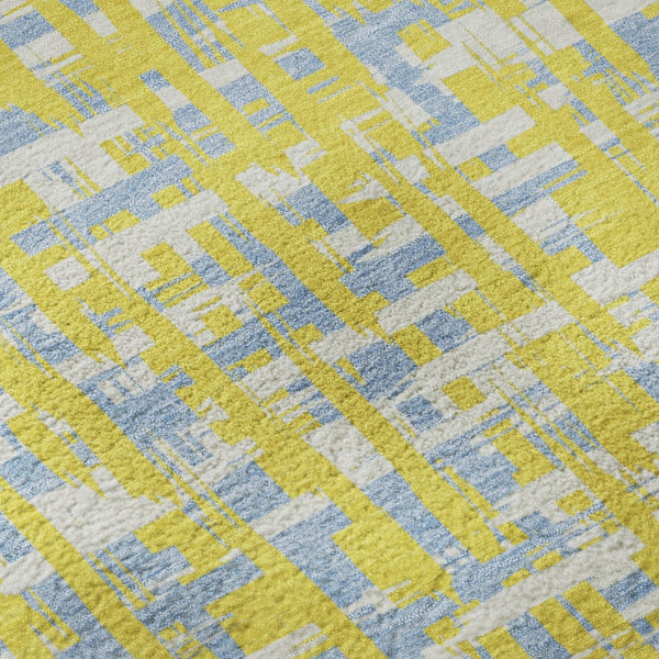 HomeRoots 8' Stylish Yellow, Ivory & Denim Blue Abstract Geometric Washable Round Rug with UV Protection 683090
