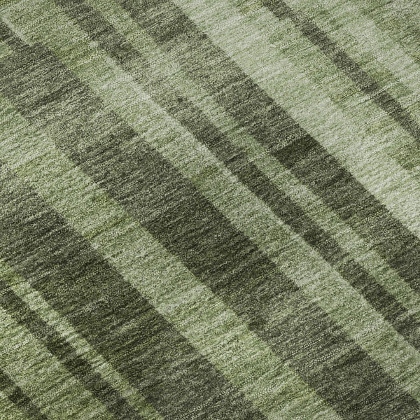 HomeRoots 8' Green and Gray Striped Round Rug - Washable, UV Protected, Durable Design for High-Traffic Areas 683258