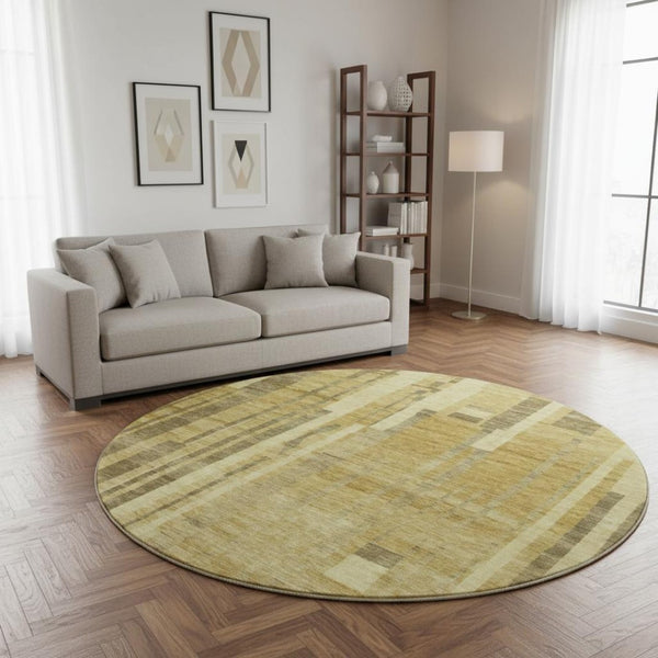HomeRoots 8' Gold and Brown Striped Round Rug - Washable, UV Protected, Soft & Stain-Resistant for High-Traffic Areas 683264