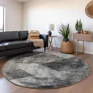 HomeRoots 8' Gray and Silver Diamond Washable Round Rug with UV Protection - Stylish, Durable, Pet-Friendly Decor 683330