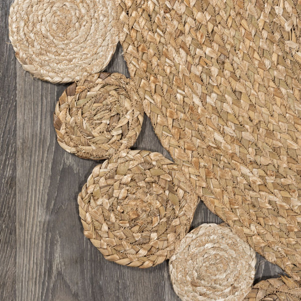 HomeRoots 5' Natural Jute Round Rug - Handcrafted Elegance for Modern Spaces, Durable & Easy to Care For 683450