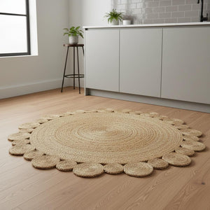 HomeRoots 5' Natural Jute Round Rug - Handcrafted Elegance for Modern Spaces, Durable & Easy to Care For 683450