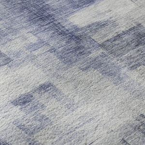 HomeRoots 8' Denim Blue and Ivory Abstract Round Rug - Washable, Stain-Resistant, UV Protected for Busy Homes 683491