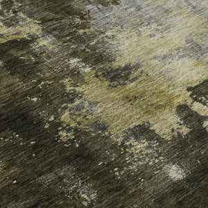 HomeRoots 8' Brown Gold and Silver Abstract Washable Round Rug - Durable, UV-Protected, Modern Home Decor 683611
