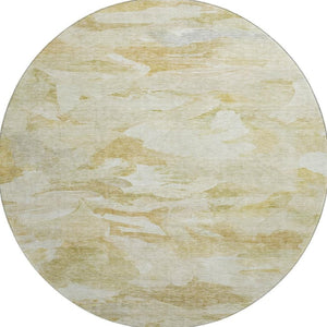 HomeRoots 8' Beige and Ivory Abstract Round Rug - Washable, UV Protected, Ideal for Family Rooms & Patios 683677