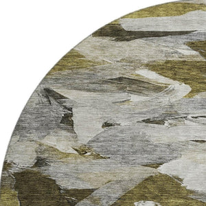 HomeRoots 8' Modern Abstract Round Rug in Granite Gray, Beige & Gold - Washable, Stain Resistant & UV Protected 683689