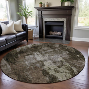 HomeRoots 8' Brown And Beige Abstract Round Rug - Washable, UV Protected, Stain Resistant for Busy Homes 683719