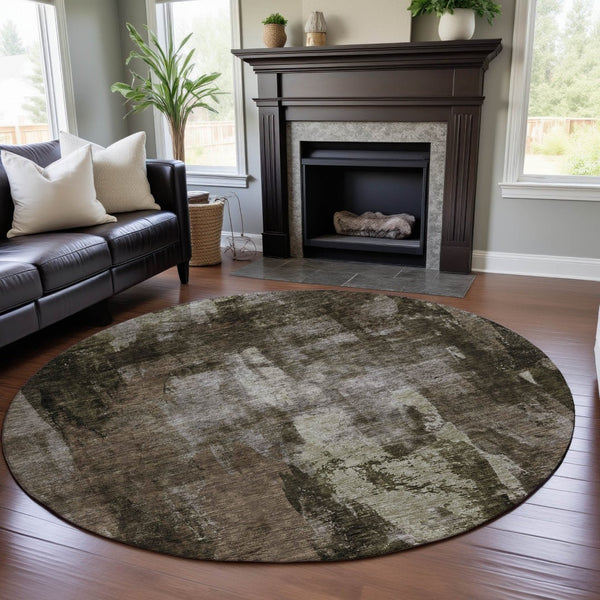 HomeRoots 8' Brown And Beige Abstract Round Rug - Washable, UV Protected, Stain Resistant for Busy Homes 683719