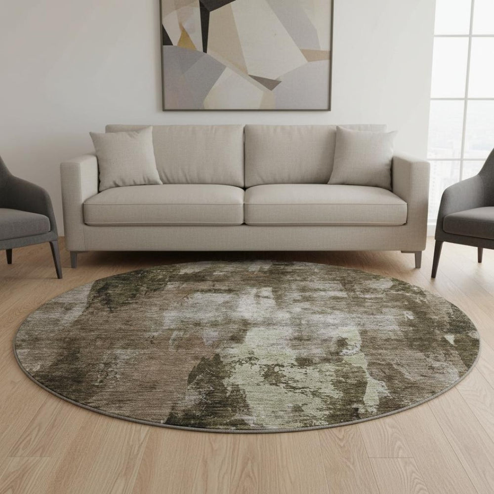 HomeRoots 8' Brown And Beige Abstract Round Rug - Washable, UV Protected, Stain Resistant for Busy Homes 683719