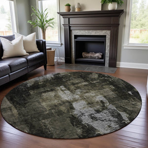 HomeRoots 8' Charcoal Gray & Silver Abstract Washable Round Rug - Stylish, Durable, UV-Protected for Homes 683725