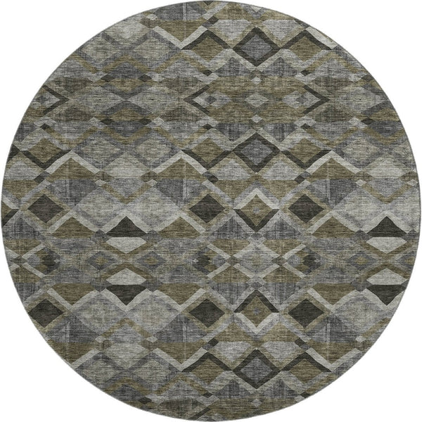 HomeRoots 8' Stylish Gray Brown Beige Geometric Round Rug - Washable, UV Protected, Perfect for High-Traffic Areas 683803