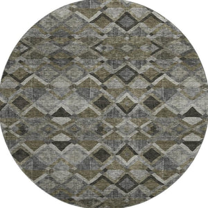 HomeRoots 8' Stylish Gray Brown Beige Geometric Round Rug - Washable, UV Protected, Perfect for High-Traffic Areas 683803